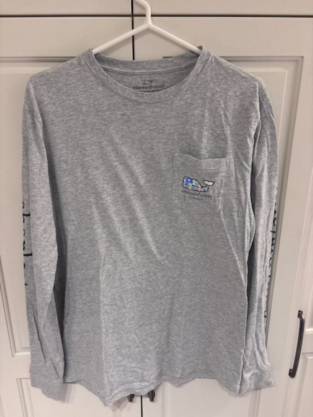 Vineyard Vines Men’s Long-Sleeve Pocket Tee - Light Gray medium